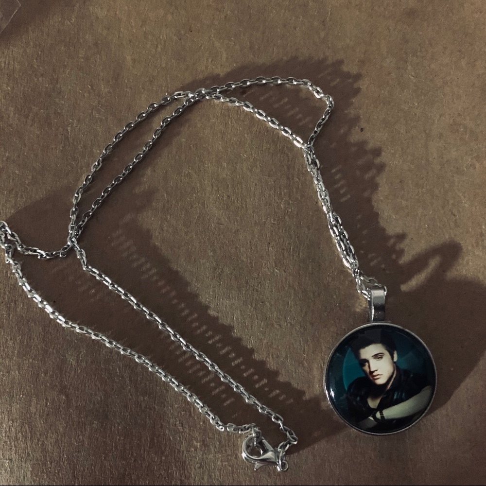 NEW Elvis Presley Cabochon Pendant Necklace